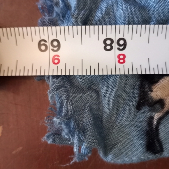 Vera Bradley Cat Playful Print Soft Casual Fringed Blue Sheer Lightweight Scarf - Picture 7 of 7